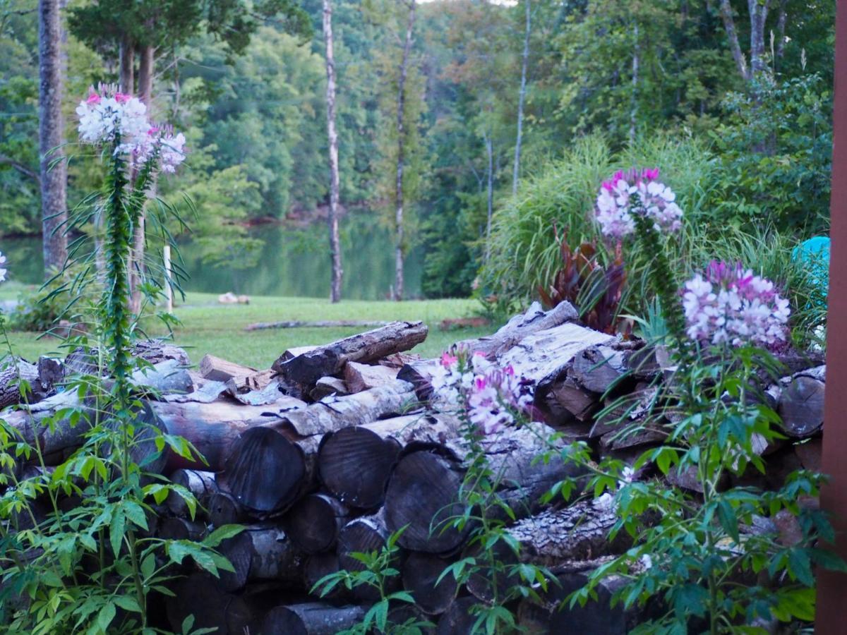 Bedford Landings Bed & Breakfast Moneta Екстериор снимка